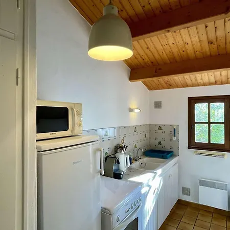 Maison Cosy Avec Mezzanine, Proche Et Commerces, Terrasse Tranquille - - Fr-1-224b-606 * ノワールムーティエ