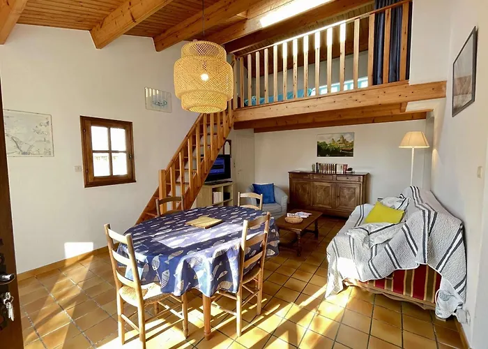 Maison Cosy Avec Mezzanine, Proche Et Commerces, Terrasse Tranquille - - Fr-1-224b-606 *